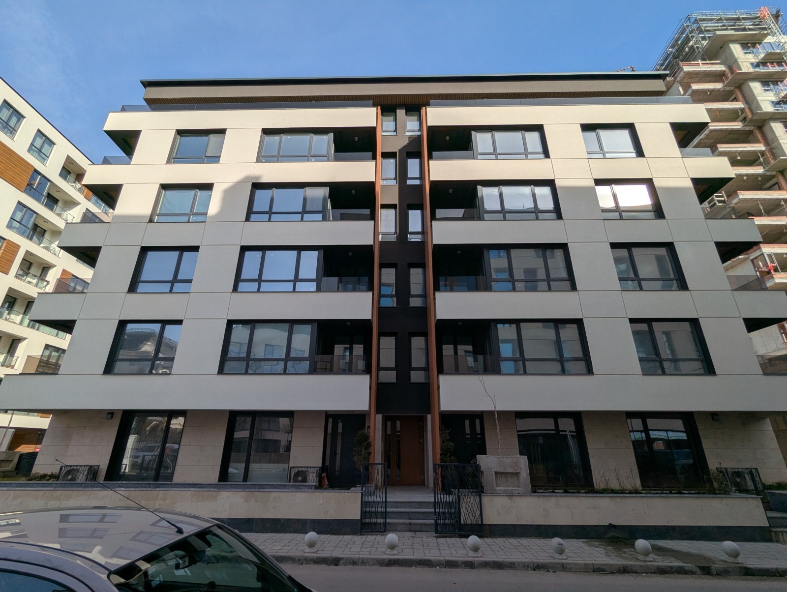 Дава под наем 3-СТАЕН, гр. София, Кръстова вада, снимка 2 - Апартаменти - 53971581