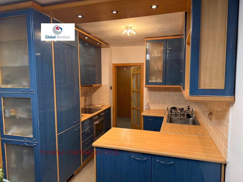 Дава под наем 4-СТАЕН, гр. София, Център, снимка 9 - Апартаменти - 53488703