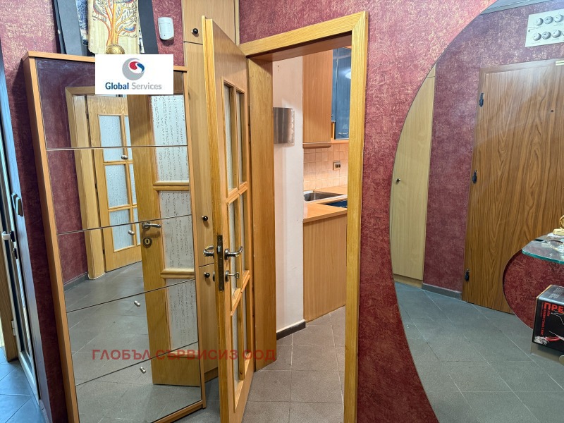 Дава под наем 4-СТАЕН, гр. София, Център, снимка 17 - Апартаменти - 53488703