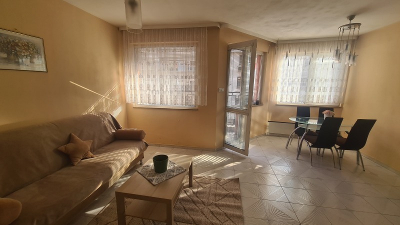 Te huur  1 slaapkamer Sofia , Lozenets , 63 m² | 47526153