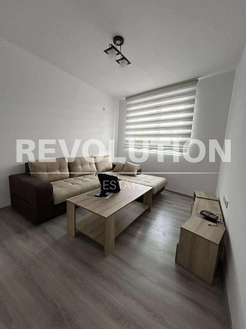 Дава под нем  3-стаен, град Пловдив, Въстанически •  500 € • ID 69820278 — holmes.bg - [1] 