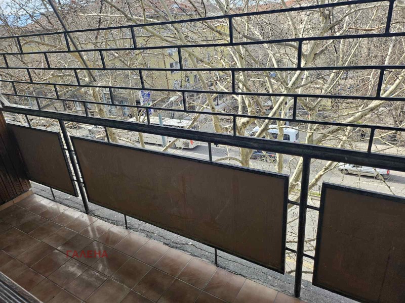 Дава под наем 3-СТАЕН, гр. Пловдив, Център, снимка 10 - Апартаменти - 53536946