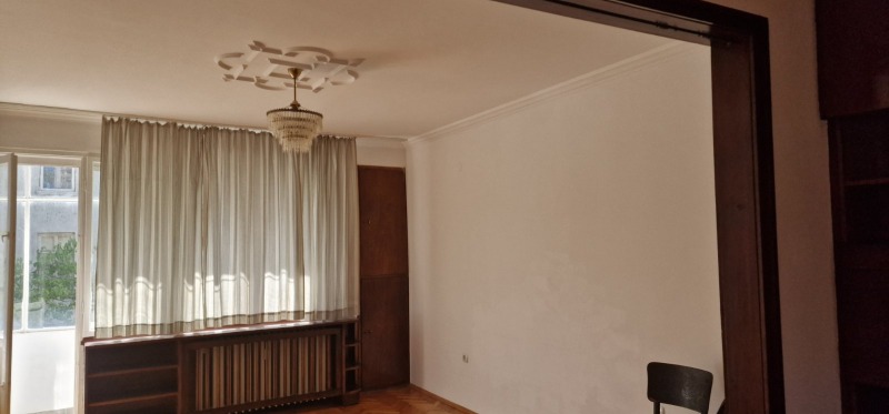 De inchiriat  1 dormitor Sofia , Țentâr , 80 mp | 85558909 - imagine [2]