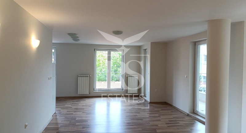 Da affittare  3 camere da letto Sofia , Iztok , 135 mq | 66427304