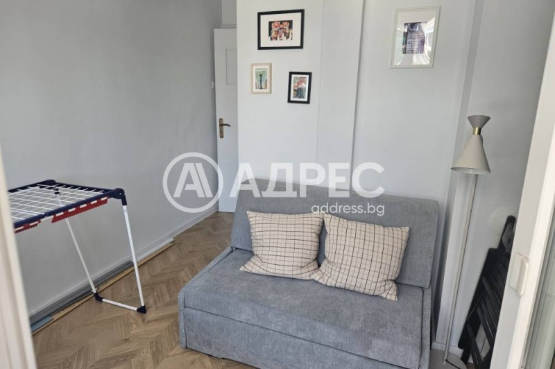 Издаје се  1 спаваћа соба Софија , Центар , 74 м2 | 53425115 - слика [8]