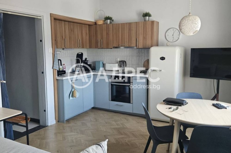 Издаје се  1 спаваћа соба Софија , Центар , 74 м2 | 53425115 - слика [7]