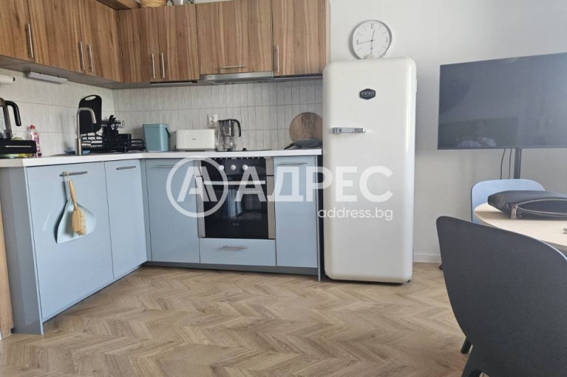 Издаје се  1 спаваћа соба Софија , Центар , 74 м2 | 53425115 - слика [9]