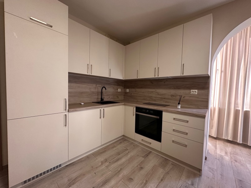 De inchiriat  2 dormitoare Plovdiv , Țentâr , 110 mp | 94801385 - imagine [2]