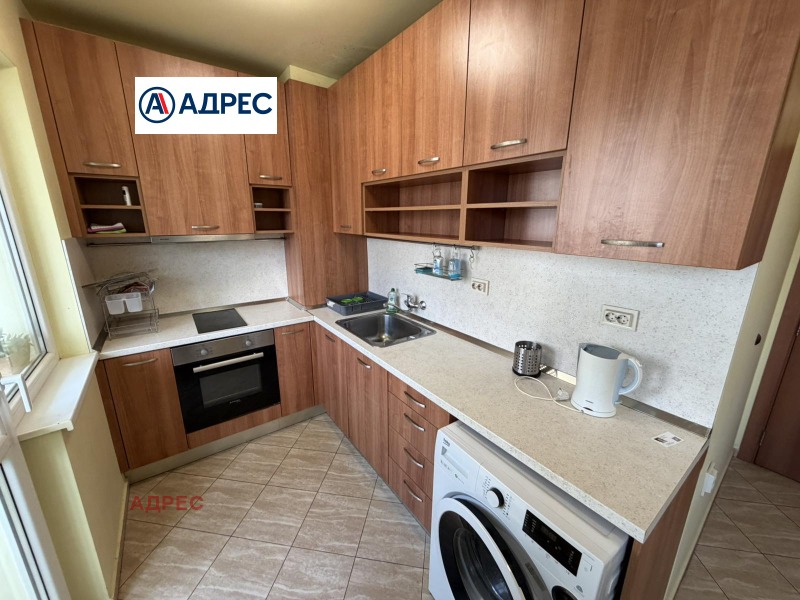 Дава под наем 3-СТАЕН, гр. Варна, ВИНС-Червен площад