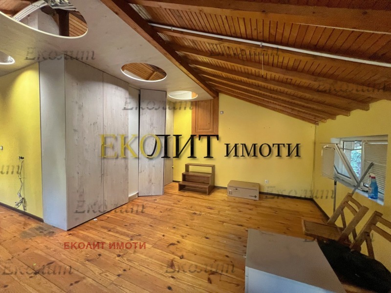Под наем ОФИС, град София, Гео Милев • 300 € • 54376895 — Holmes.bg