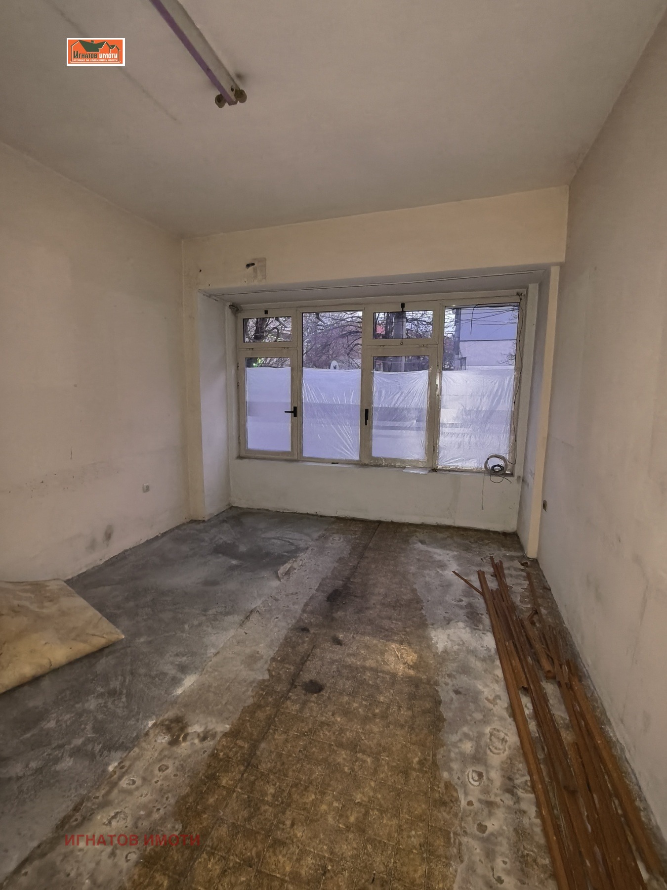 Дава под наем ОФИС, гр. Пазарджик, Идеален център, снимка 2 - Офиси - 53873515