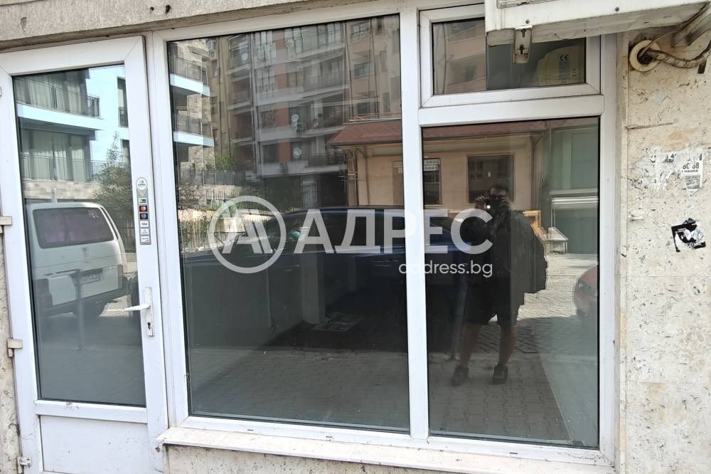 Дава под наем МАГАЗИН, гр. София, Медицинска академия, снимка 7 - Магазини - 56118151