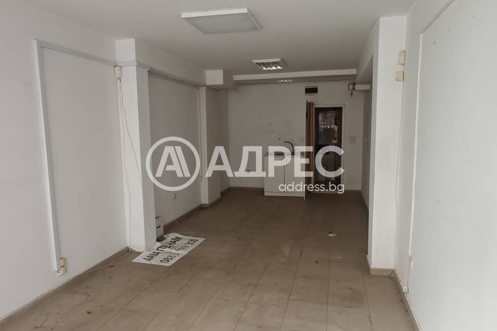 Дава под наем МАГАЗИН, гр. София, Медицинска академия, снимка 8 - Магазини - 56118151