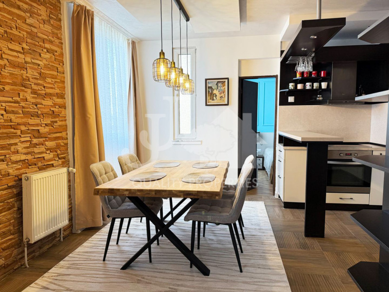 För uthyrning  2 sovrum Sofia , Centar , 108 kvm | 44714495