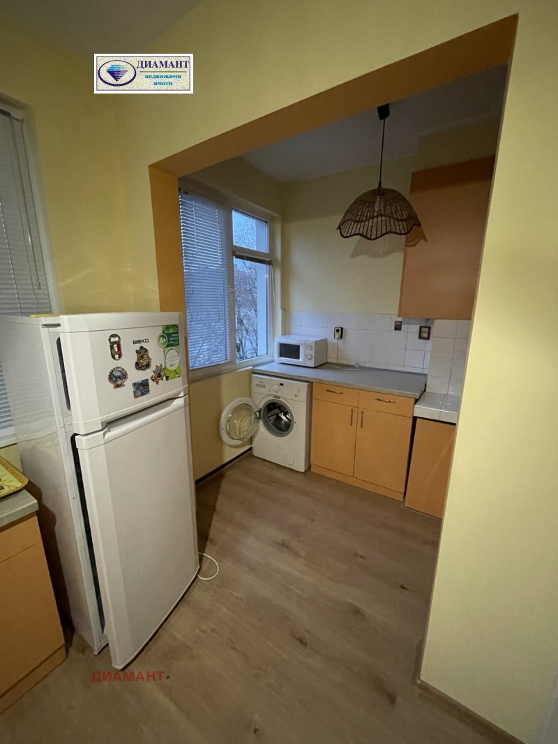 Дава под наем 2-СТАЕН, гр. Русе, Център, снимка 6 - Апартаменти - 52061021