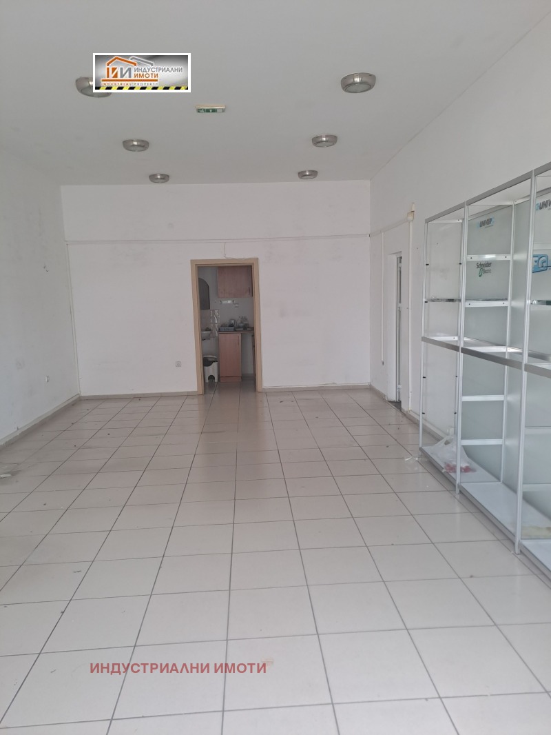 A louer  Boutique Plovdiv , Karchiyaka , 150 m² | 50495077 - image [5]