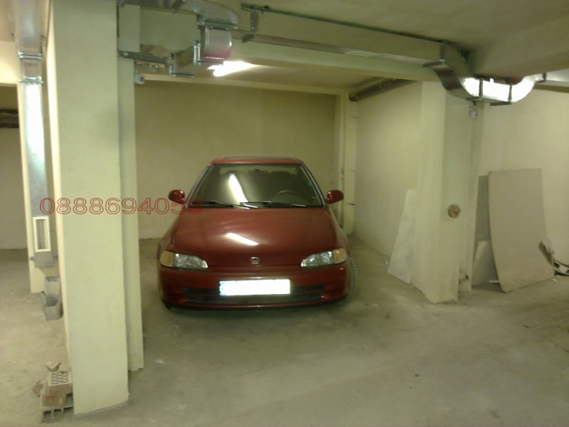 Дава под наем ГАРАЖ, ПАРКОМЯСТО, гр. София, Редута, снимка 6 - Гаражи и паркоместа - 52783413