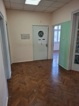 3+ slaapkamer Tsentar, Burgas 7