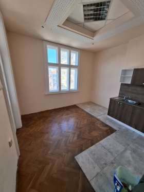 3+ slaapkamer Tsentar, Burgas 2