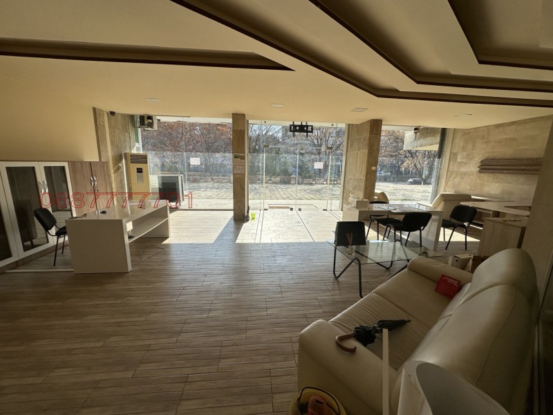 Vuokrattavana  Myymälä Plovdiv , Tsentar , 340 neliömetriä | 67085428 - kuva [10]