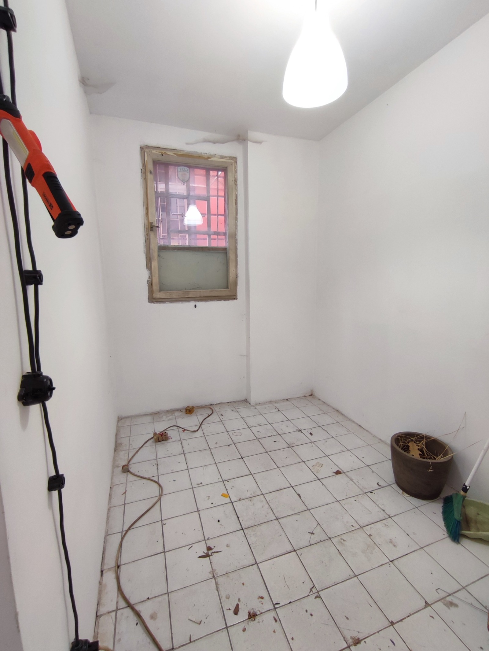 Дава под наем МАГАЗИН, гр. София, Център, снимка 8 - Магазини - 54273939