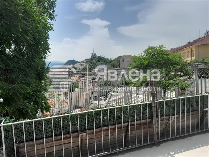 De inchiriat  Etajul casei Plovdiv , Țentâr , 170 mp | 41676403 - imagine [7]