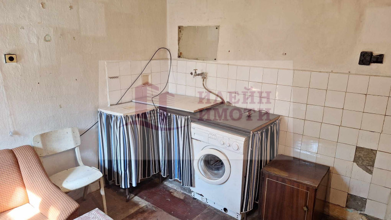 Дава под наем ЕТАЖ ОТ КЪЩА, гр. Русе, Родина 2, снимка 2 - Етаж от къща - 52562069