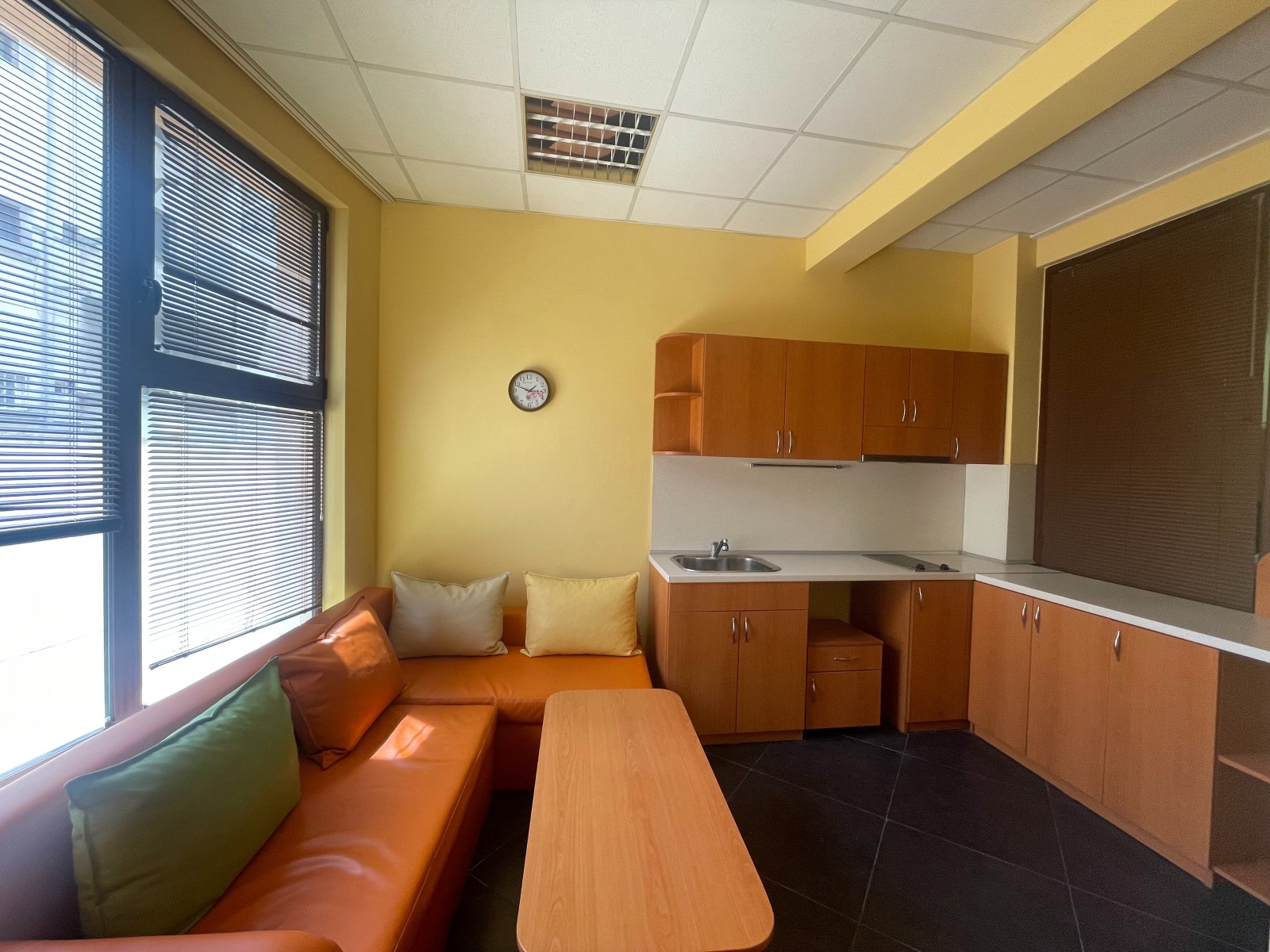 Дава под наем 1-СТАЕН, гр. Бургас, Център