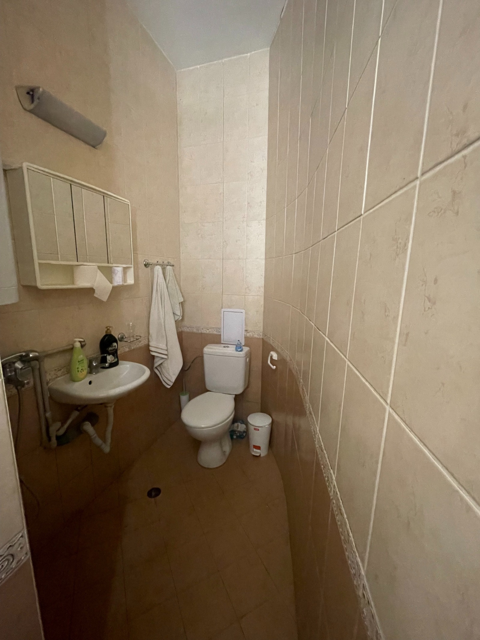 Дава под наем 1-СТАЕН, гр. Бургас, Център, снимка 5 - Апартаменти - 54353378