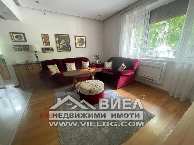 Дава под наем 4-СТАЕН, гр. Пловдив, Център, снимка 8 - Апартаменти - 54410175