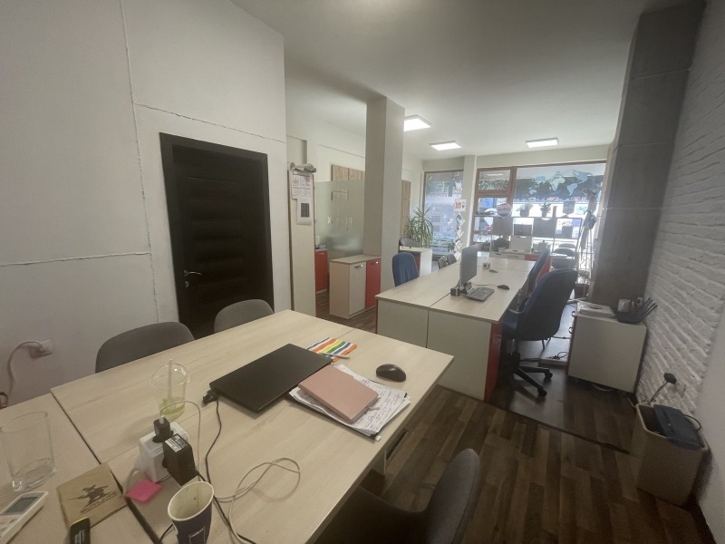 Do wynajęcia  Sklep Burgas , Centar , 60 mkw | 57691673 - obraz [2]