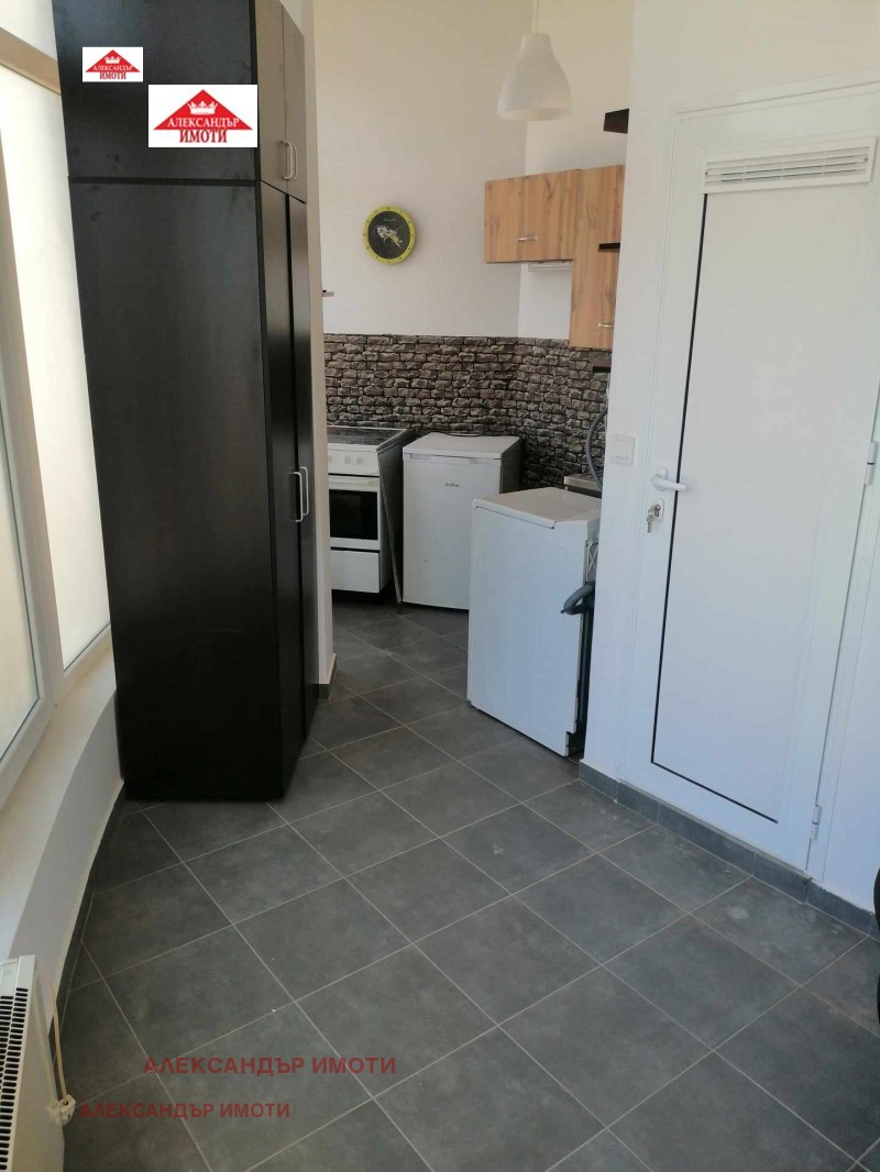 Kiadó  Stúdió Sofia , Ljulin 6 , 30 négyzetméter | 30837886 - kép [17]