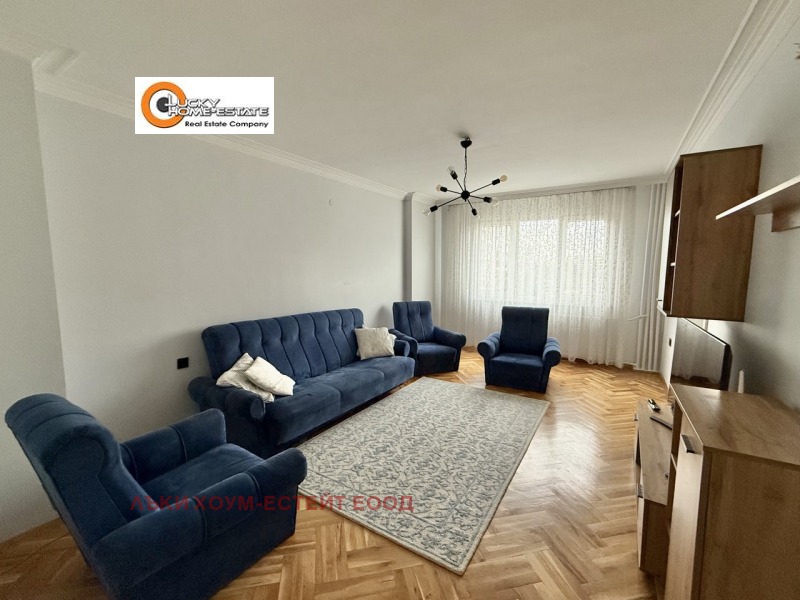 Zu vermieten  2 Schlafzimmer Sofia , Mladost 2 , 92 qm | 38114740 - Bild [2]