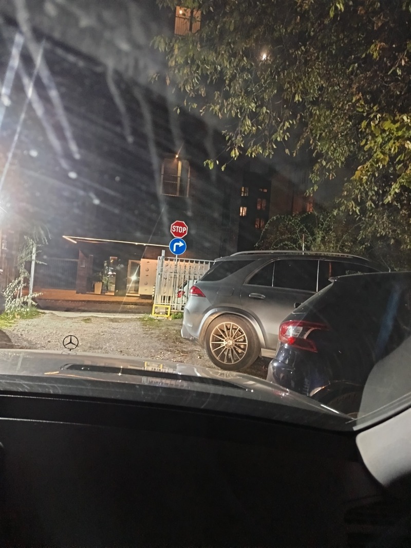 Дава под наем ГАРАЖ, ПАРКОМЯСТО, гр. София, Център, снимка 6 - Гаражи и паркоместа - 52846812