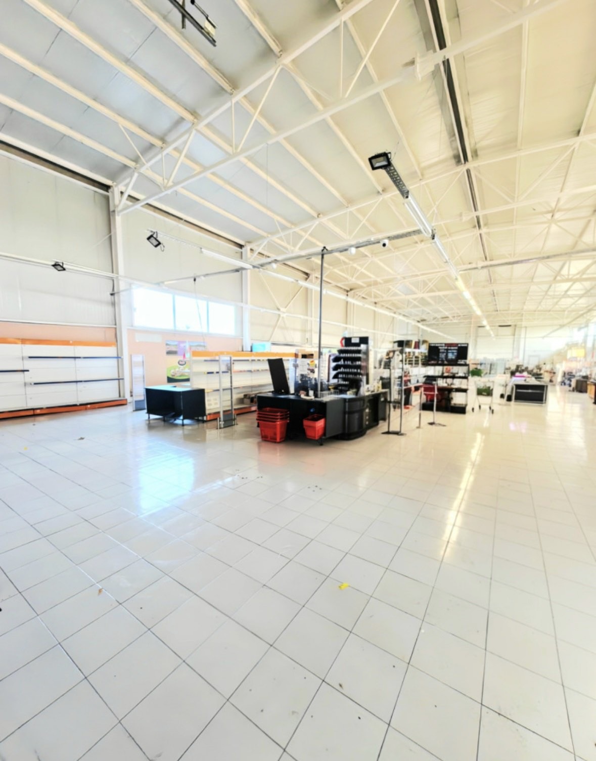 Дава под наем ПРОМ. ПОМЕЩЕНИЕ, гр. София, Обеля 2, снимка 6 - Производствени сгради - 53620422