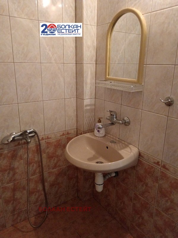 Дава под наем 3-СТАЕН, гр. Велико Търново, Център, снимка 11 - Апартаменти - 53676051