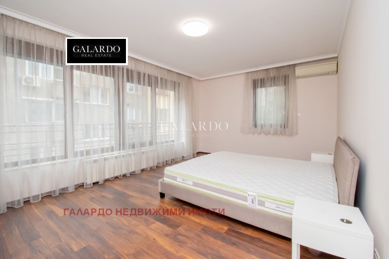 Дава под наем  4-стаен град София , Център , 220 кв.м | 52780601 - изображение [16]
