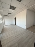 Под наем ОФИС, град Велико Търново, Център • 1100 € / 2151.41 лв. • 87566821 9
