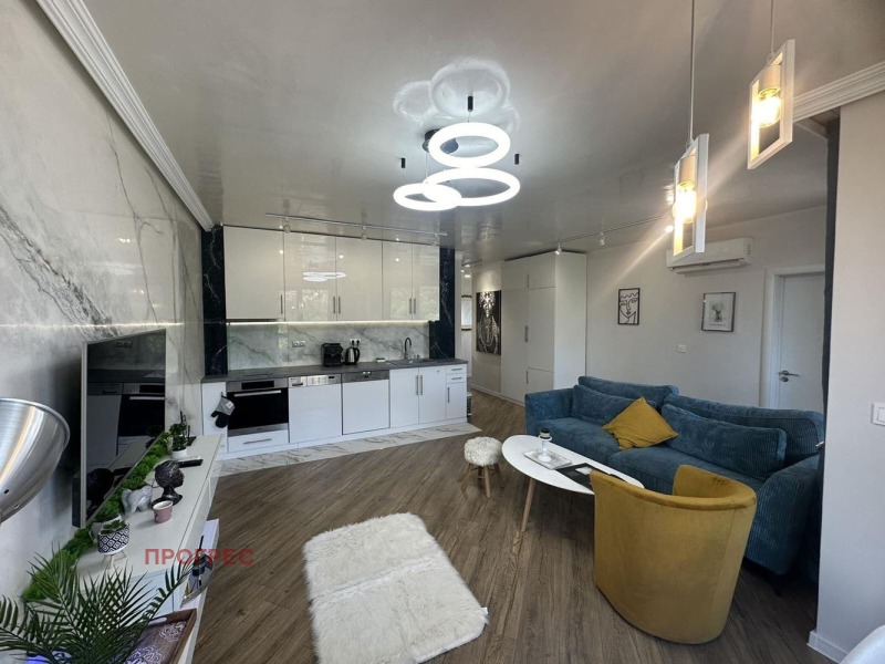 For Rent  2 bedroom Plovdiv , Mladezhki Halm , 100 sq.m | 20610374 - image [3]