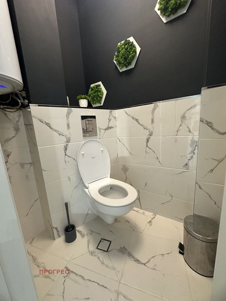 For Rent  2 bedroom Plovdiv , Mladezhki Halm , 100 sq.m | 20610374 - image [17]