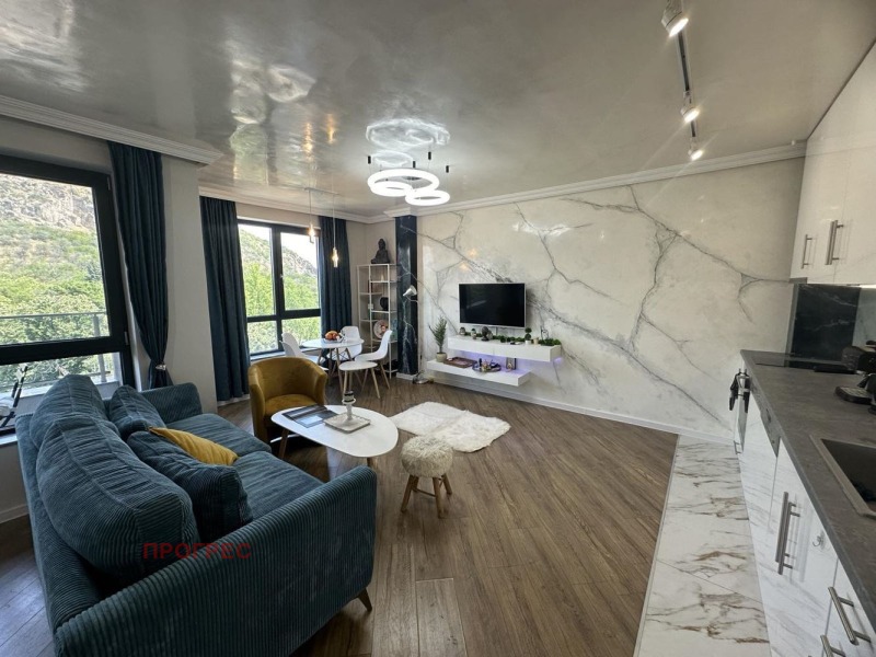 For Rent  2 bedroom Plovdiv , Mladezhki Halm , 100 sq.m | 20610374 - image [2]