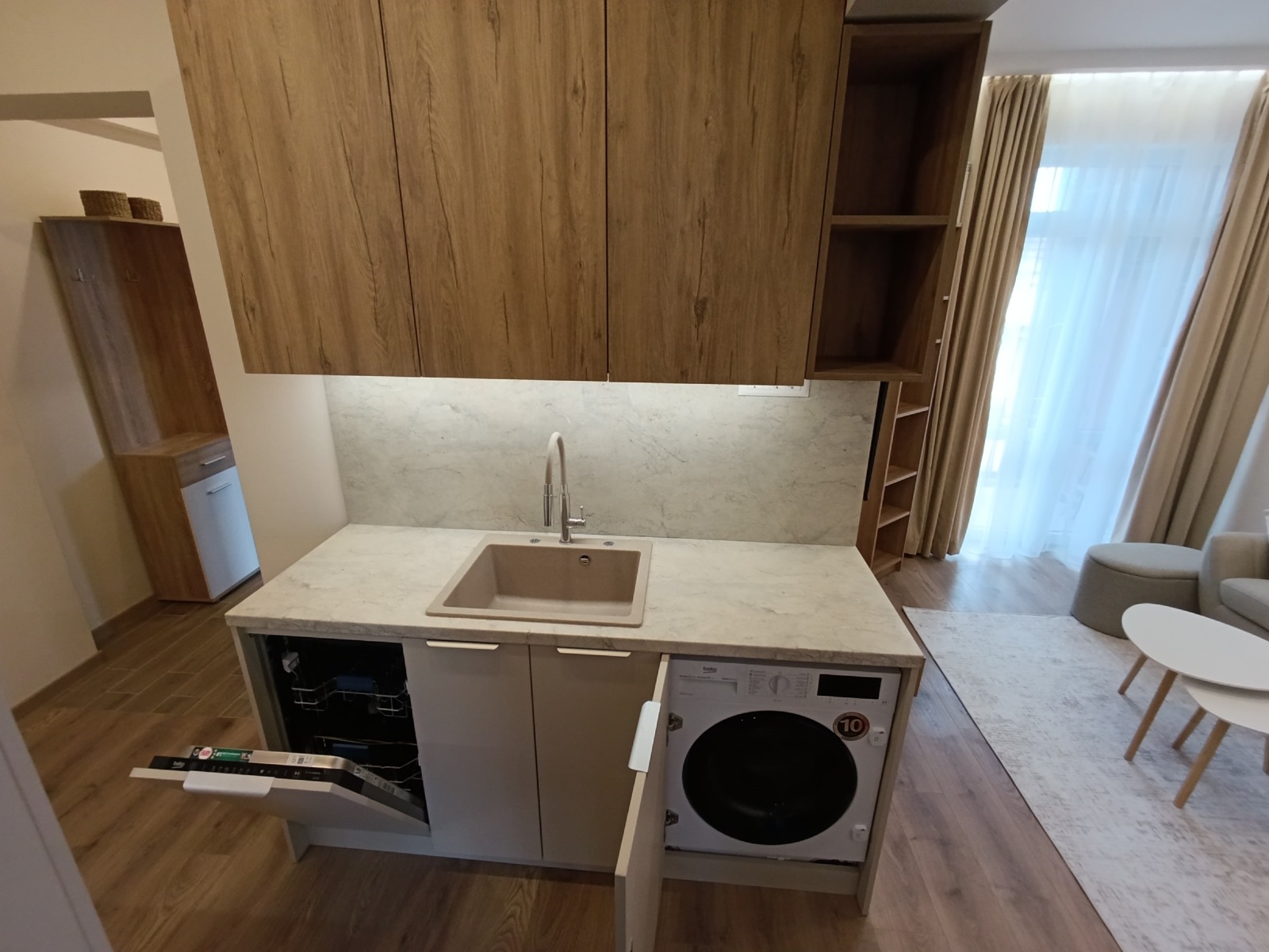 Дава под наем 3-СТАЕН, гр. София, Център, снимка 5 - Апартаменти - 54395307