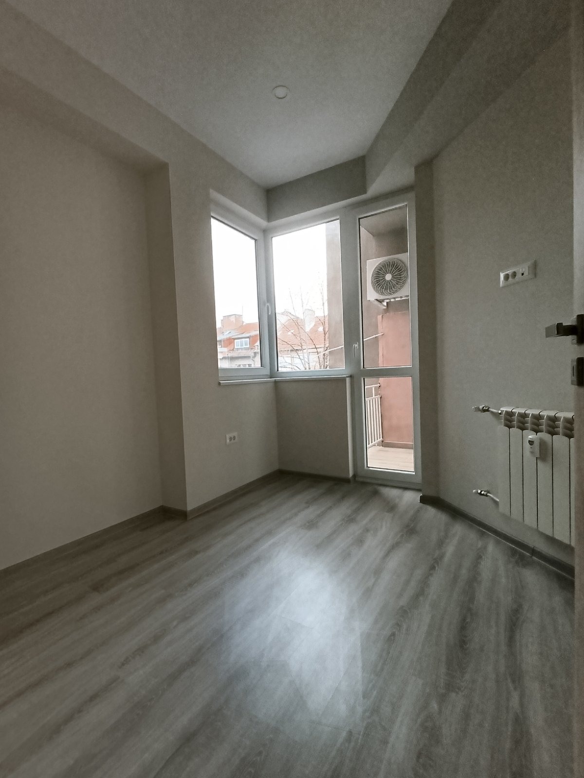 Дава под наем 3-СТАЕН, гр. София, Център, снимка 14 - Апартаменти - 54395307