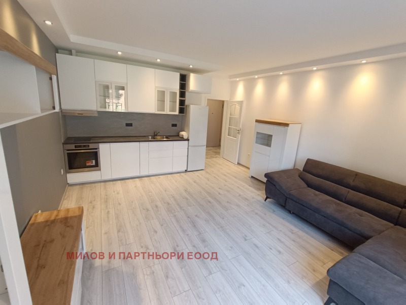 De inchiriat  1 dormitor Sofia , Hladilnica , 96 mp | 55568520 - imagine [4]