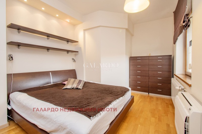 De inchiriat  3 dormitoare Sofia , Țentâr , 280 mp | 43307705 - imagine [7]