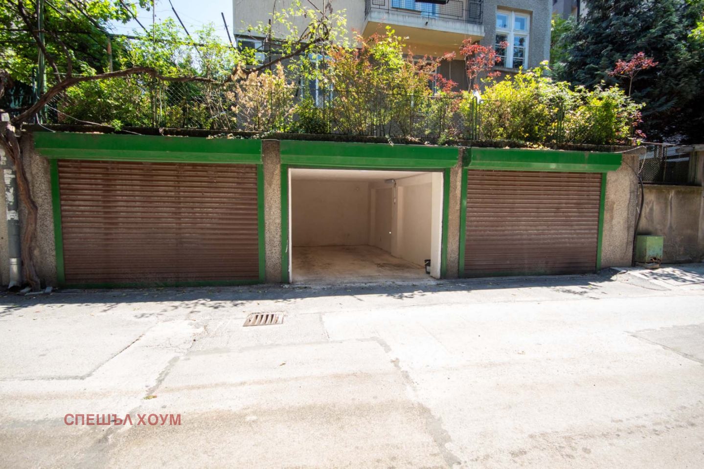 Дава под наем ГАРАЖ, ПАРКОМЯСТО, гр. София, Лозенец