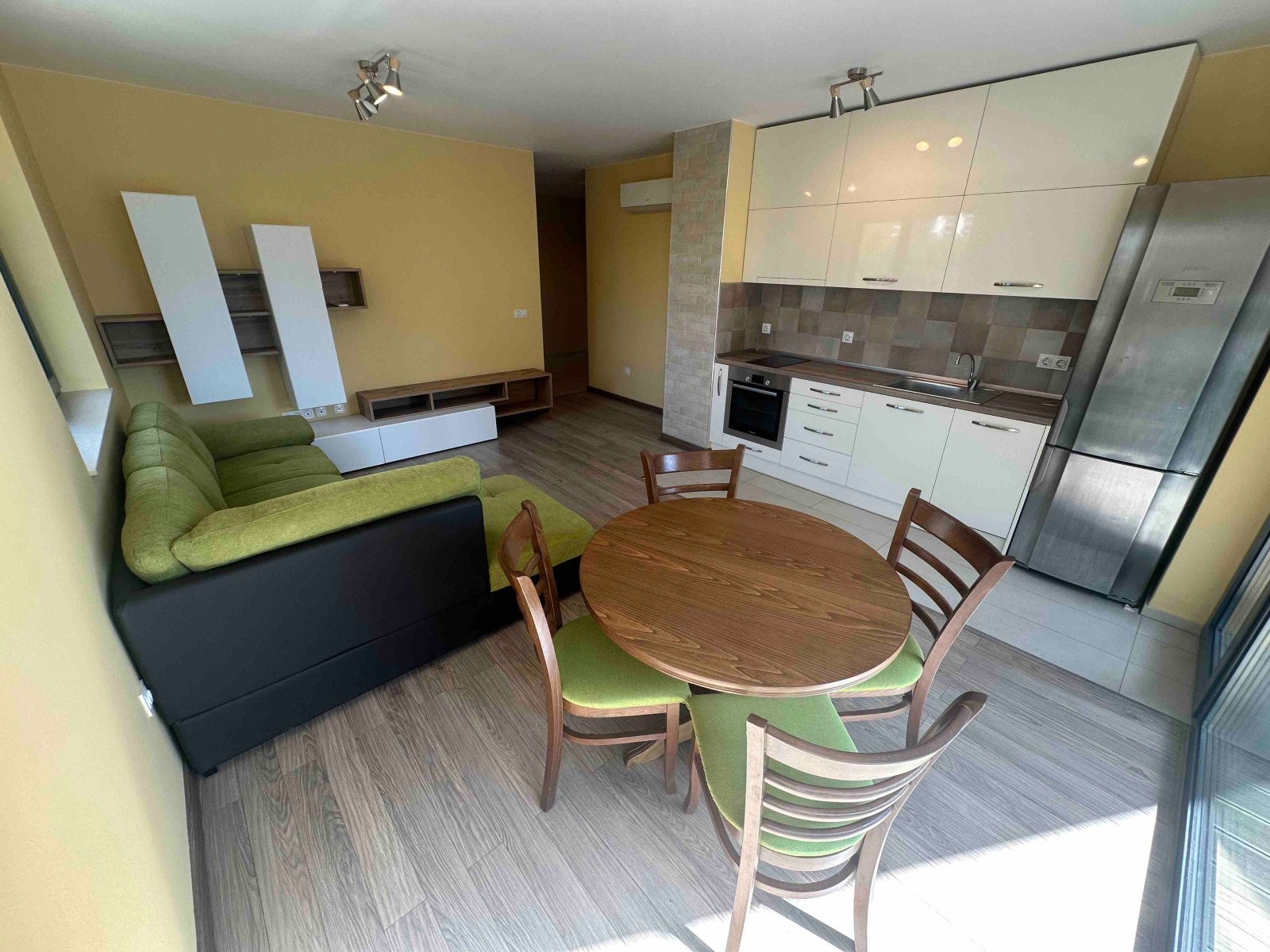 Дава под Наем 3-СТАЕН | Imot.bg — изображение 1