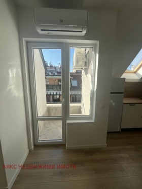 2 slaapkamers Ljulin - tsentar, Sofia 10