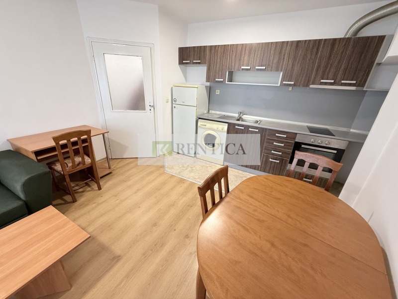 Дава под наем 2-СТАЕН, гр. Варна, Левски 1