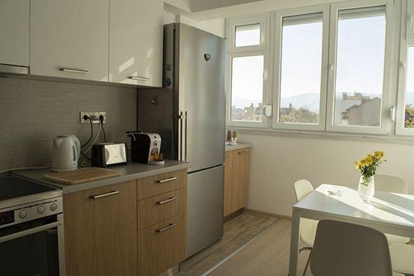 Дава под наем 4-СТАЕН, гр. Пловдив, Център, снимка 2 - Апартаменти - 52409147